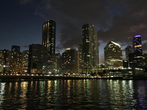 Enjoy your night out in Miami knowing that our movers are handling your relocation.