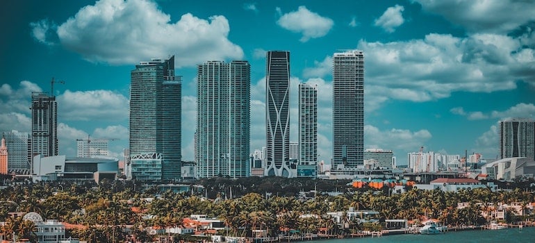 the Best destinations in Miami Dade County for home renters with tall buildings
